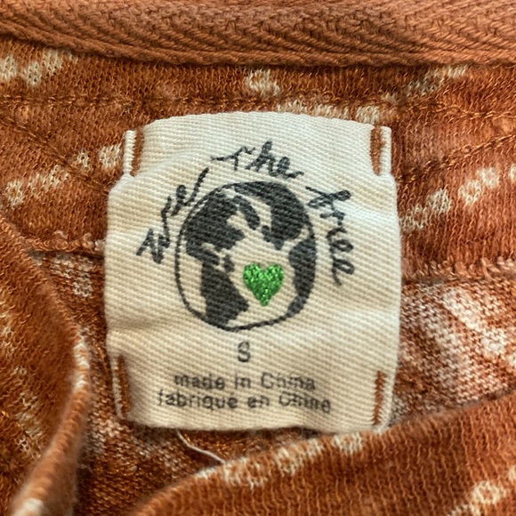 We The Free 52% Flax Linen 48% Cotton Top Size Small Super Confortable & Light - Picture 3 of 7